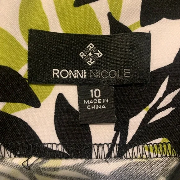 Ronni Nicole Sheath Dress - Picture 2 of 8